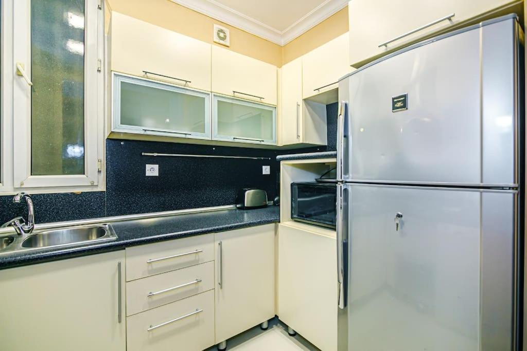 באקו Apartment Azneft Meydani מראה חיצוני תמונה